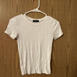 Liz & Sara White Shirt (Size Small)